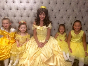 5 yellow princesses